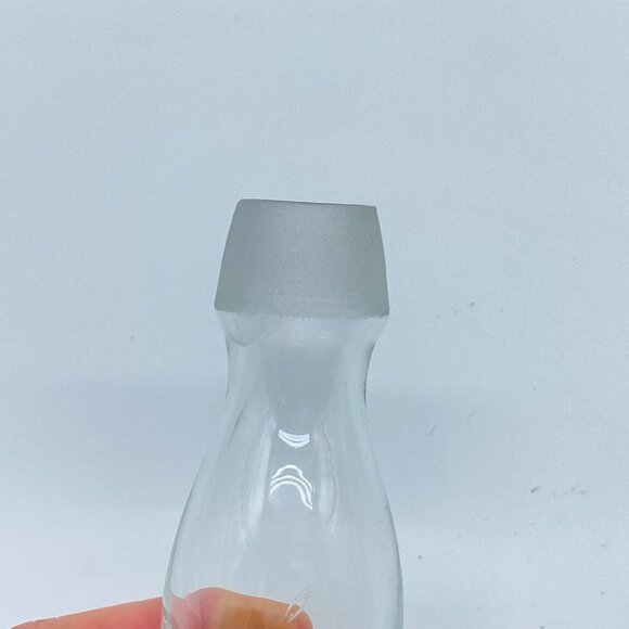 Vintage Glass Bottle Stoppers Clear Embossed Grapes Smooth Design Set Of 2 *Note - Picture 8 of 10